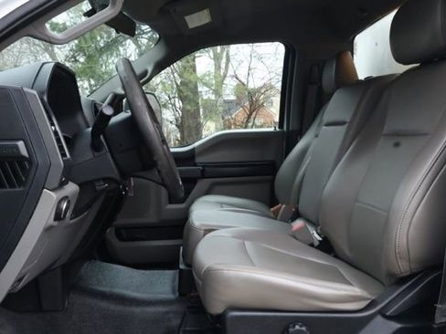 Used 2018 Ford F250 XL w/ Power Equipment Group image 4