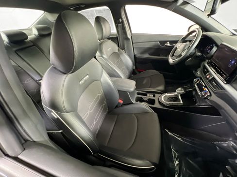 Used 2022 Kia Forte GT-Line w/ GT-Line Premium Package image 27