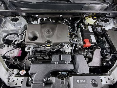 Certified 2025 Toyota RAV4 LE FWD image 30