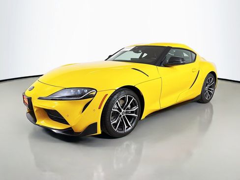 Certified 2021 Toyota Supra w/ Safety & Technology Package RWD image 3