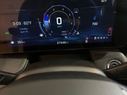 Used 2025 Chevrolet Equinox LT image 40