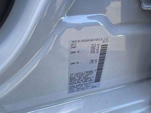 New 2025 Nissan Altima 2.5 SR image 35