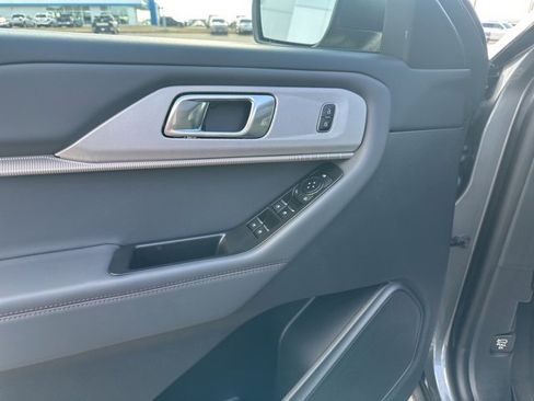 New 2026 Ford Explorer Active w/ Active Comfort Package image 35