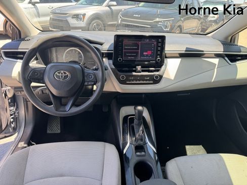 Used 2022 Toyota Corolla LE w/ LE Premium Package FWD image 12