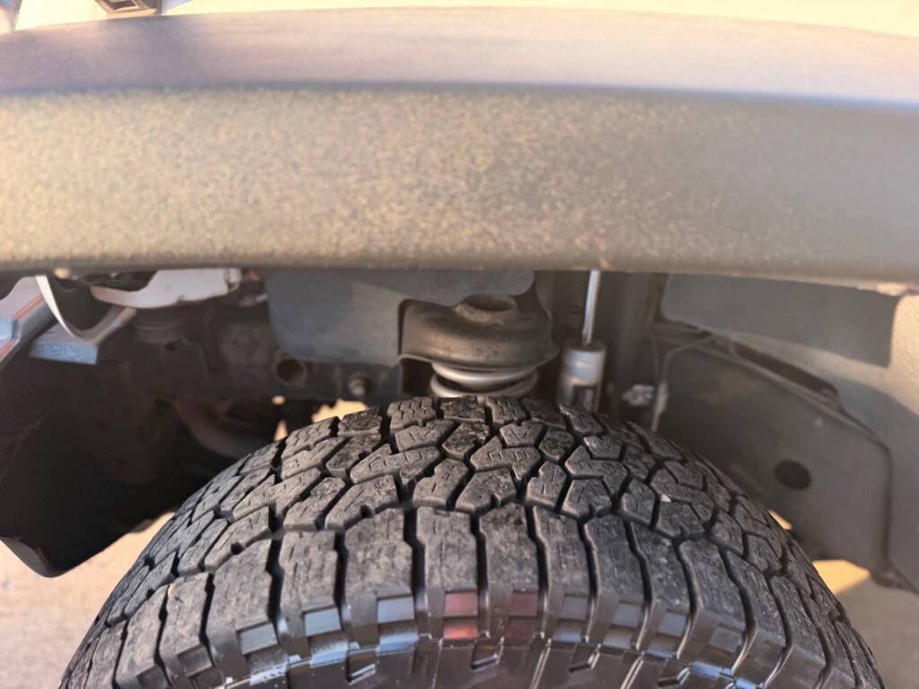 Used 2016 Jeep Wrangler Unlimited Sport w/ Connectivity Group AWD/4WD image 30