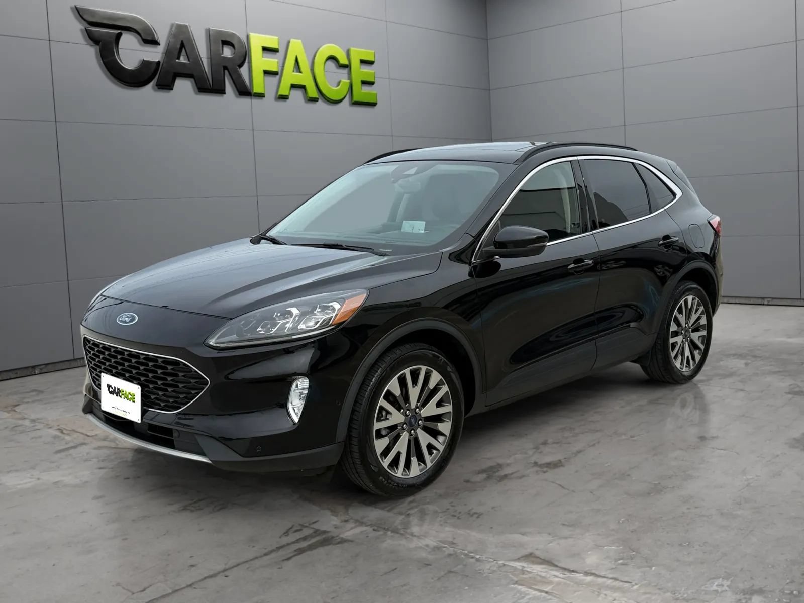 Used 2020 Ford Escape Titanium AWD/4WD image 5