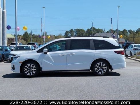 New 2026 Honda Odyssey EX-L image 2