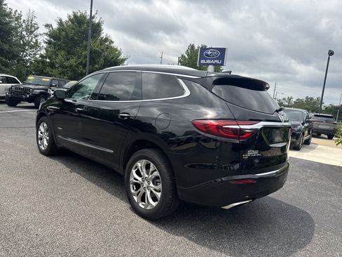 Used 2020 Buick Enclave Avenir AWD/4WD image 16
