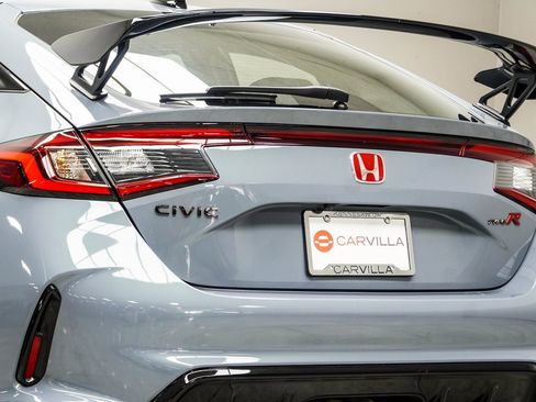 Used 2023 Honda Civic Type R image 13