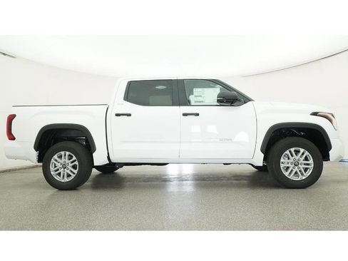 New 2026 Toyota Tundra SR5 AWD/4WD image 27