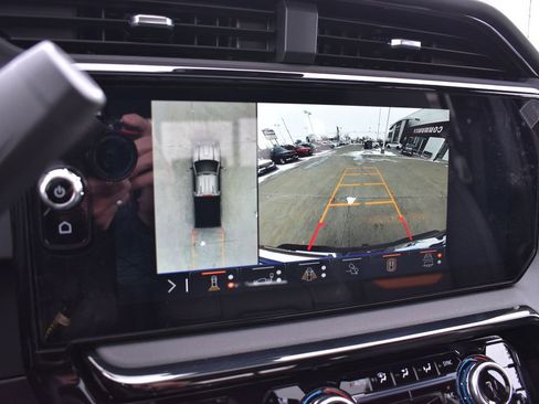 New 2026 GMC Sierra 2500 AT4 w/ AT4 Premium Plus Package image 33