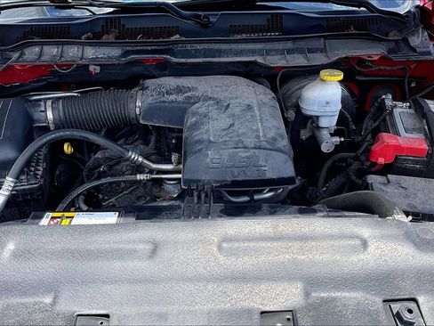 Used 2024 RAM 1500 Classic SLT RWD image 30