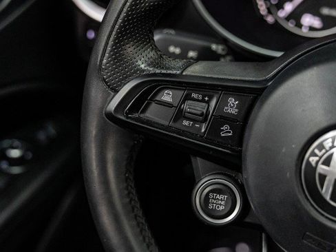 Used 2021 Alfa Romeo Stelvio Sprint w/ Nero Edizione image 11