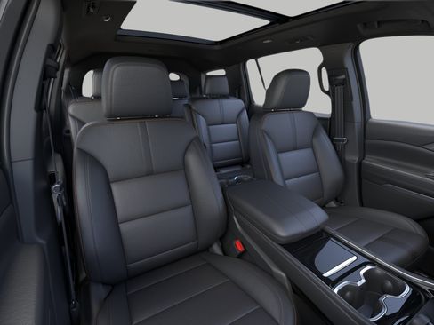 New 2026 Chevrolet Traverse High Country w/ LPO, Floor Liner Package AWD/4WD image 16