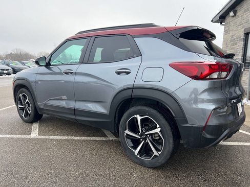 Used 2022 Chevrolet TrailBlazer RS w/ Sun and Liftgate Package image 4