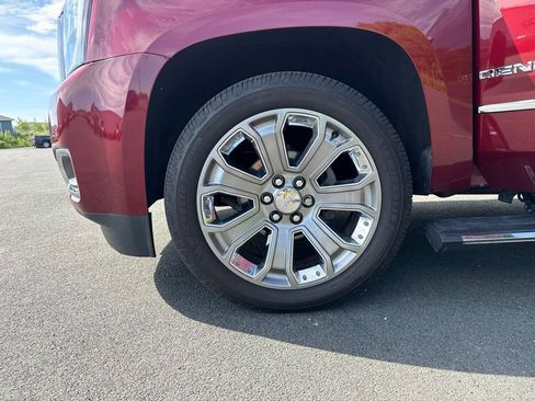 Used 2016 GMC Yukon Denali w/ Open Road Package AWD/4WD image 25