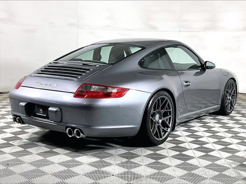 Used 2005 Porsche 911 Carrera S RWD image 9