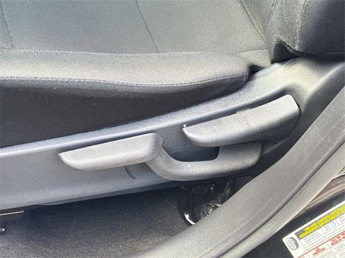 Certified 2024 Nissan Kicks S image 22