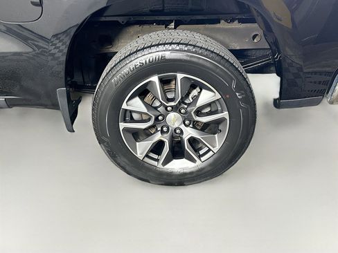 Used 2023 Chevrolet Silverado 1500 LT image 11