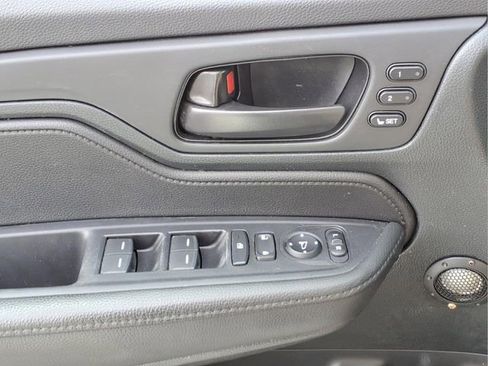 Used 2023 Honda Odyssey Sport image 17