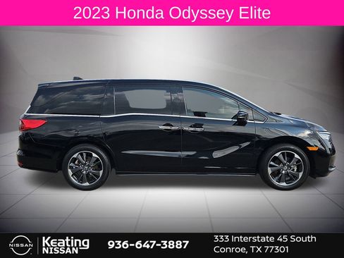 Used 2023 Honda Odyssey Elite image 2