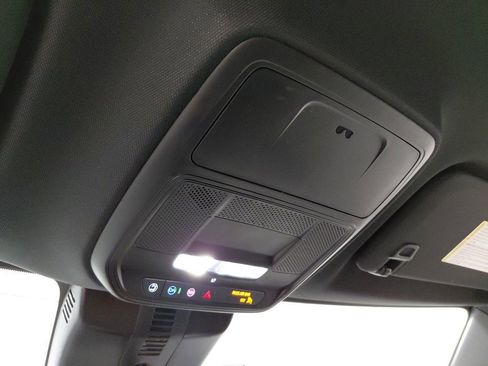 New 2026 Chevrolet Traverse LT w/ Driver Confidence Package image 30