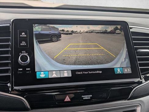 Certified 2025 Honda Ridgeline Sport image 12