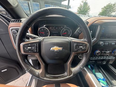 Used 2022 Chevrolet Silverado 3500 High Country w/ LPO, Hitch Package AWD/4WD image 10