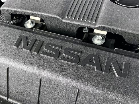 Used 2024 Nissan Frontier SV RWD image 30