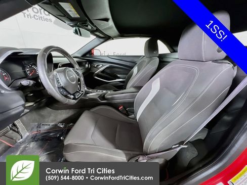 Used 2017 Chevrolet Camaro SS RWD image 22