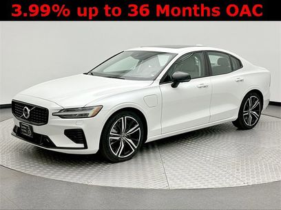 Certified 2022 Volvo S60 T8 R-Design Expression w/ Advanced Package