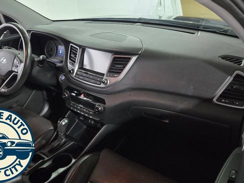 Used 2018 Hyundai Tucson Limited AWD/4WD image 37