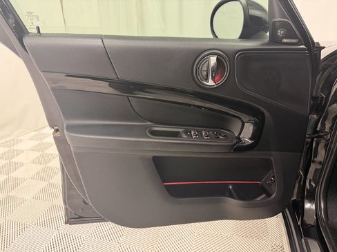 Used 2019 MINI Cooper Countryman S w/ Premium Package image 30