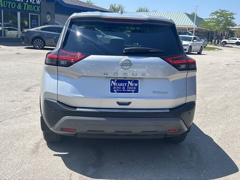 Used 2023 Nissan Rogue SV AWD/4WD image 4