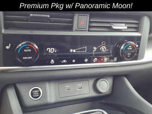 Used 2023 Nissan Rogue SV w/ SV Premium B Package AWD/4WD image 12