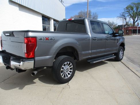 Used 2021 Ford F250 Lariat w/ Lariat Value Package AWD/4WD image 7