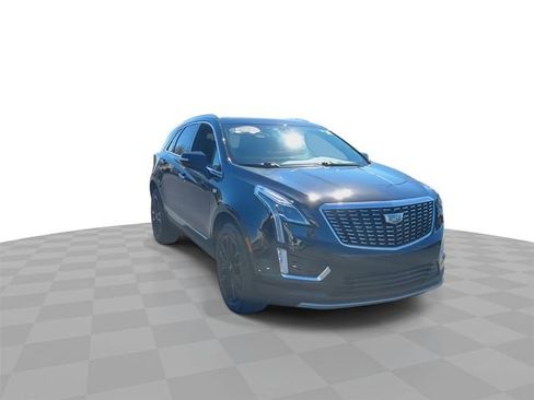 Used 2024 Cadillac XT5 Premium Luxury w/ LPO, Floor Liner Package AWD/4WD image 2