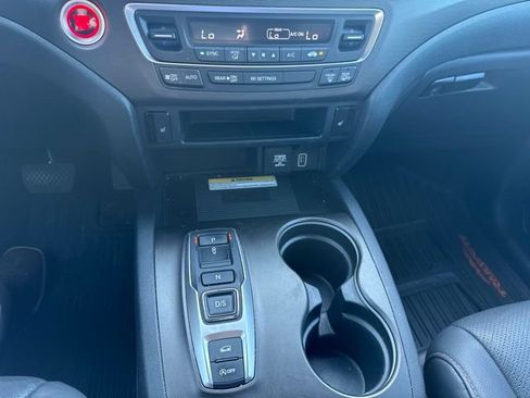 Used 2023 Honda Passport TrailSport image 15