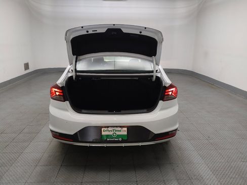 Used 2020 Hyundai Elantra SE w/ Cargo Package (C1) FWD image 29