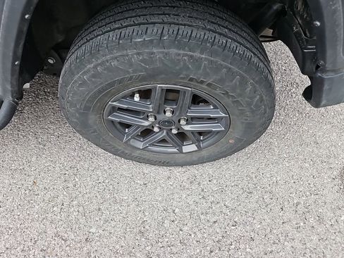 Used 2024 Jeep Wrangler Sport S image 12