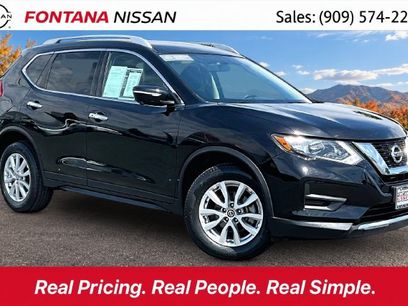 Certified 2017 Nissan Rogue SV w/ SV Premium Package