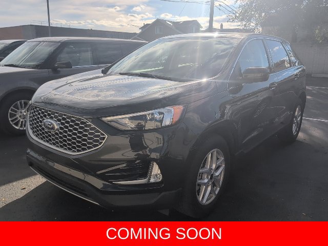 Used 2024 Ford Edge SEL w/ Convenience Package AWD/4WD image 3