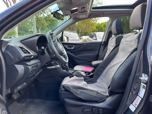 Used 2020 Subaru Forester Touring image 7