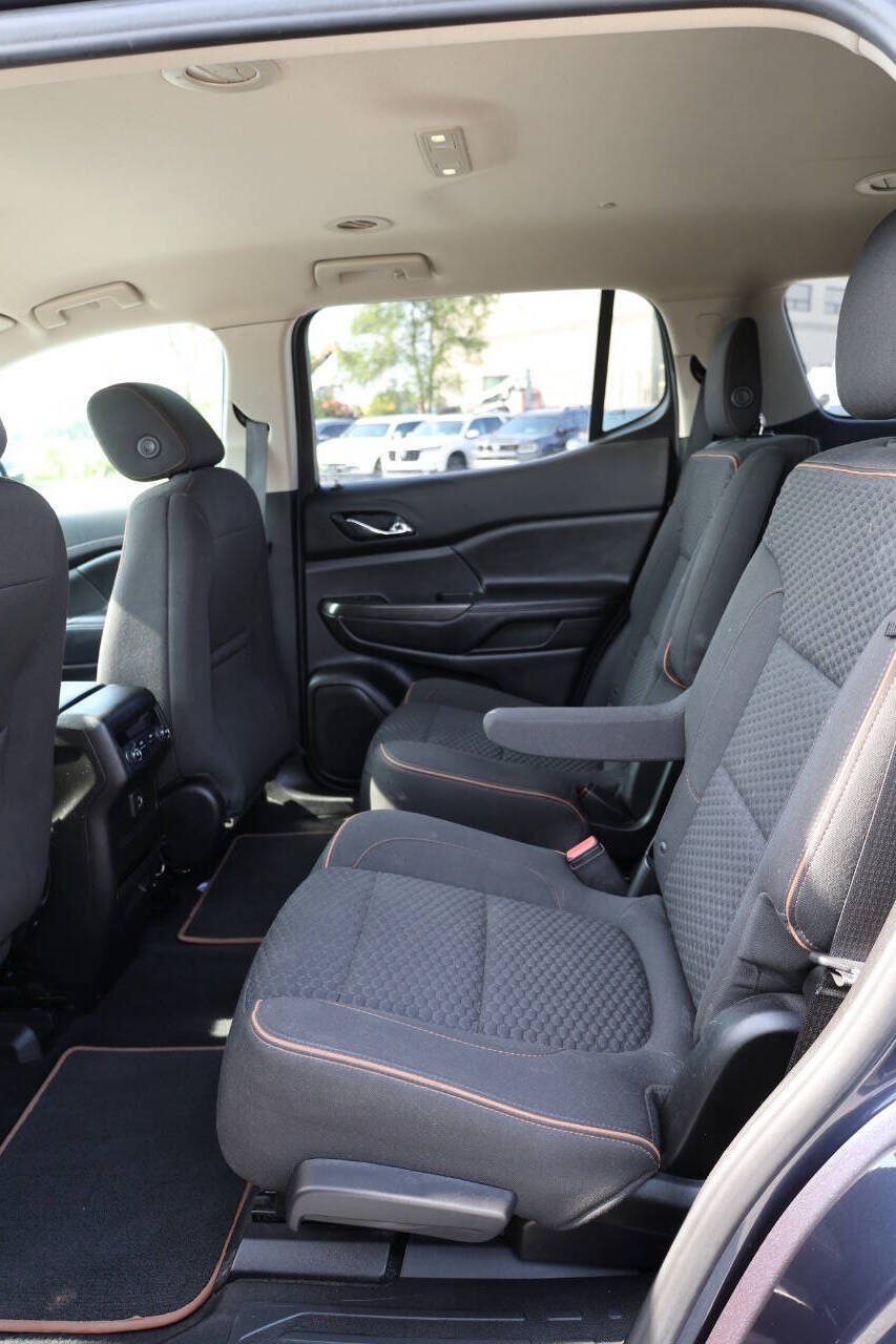Used 2019 GMC Acadia SLE w/ Driver Alert Package I AWD/4WD image 18