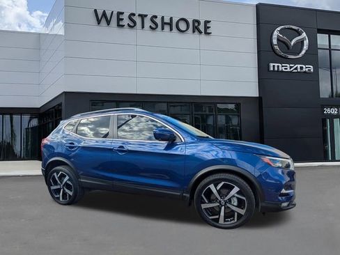 Used 2022 Nissan Rogue Sport SL w/ Premium Package image 1