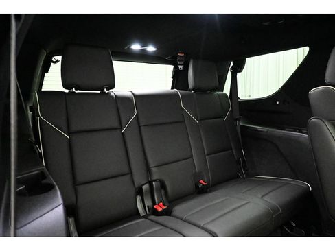 Used 2021 Cadillac Escalade Premium Luxury AWD/4WD image 20