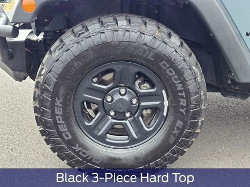 Used 2015 Jeep Wrangler Unlimited Sport AWD/4WD image 9