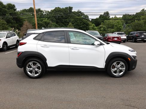 Used 2023 Hyundai Kona SEL w/ Cargo Package AWD/4WD image 8