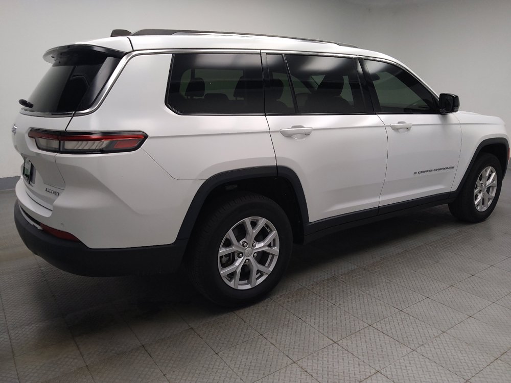 Used 2023 Jeep Grand Cherokee L Limited AWD/4WD image 10