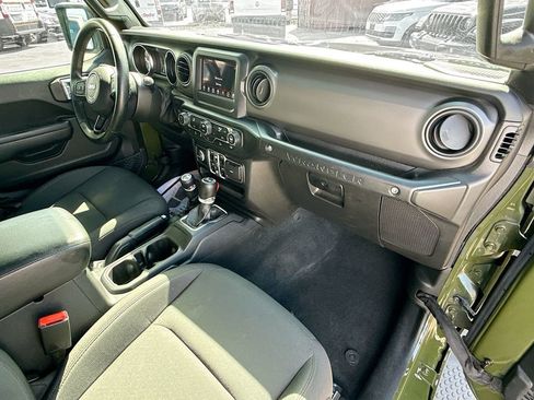 Used 2022 Jeep Wrangler Unlimited Sport S image 33